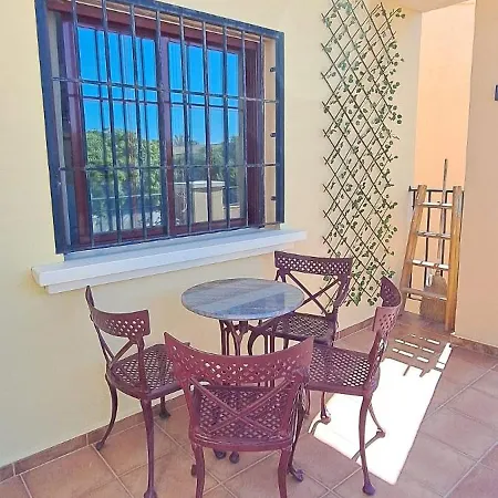 Casa Ella Daire *